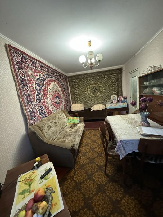 Продам 2-х кімнатну квартиру на 3- му мікрорайоні