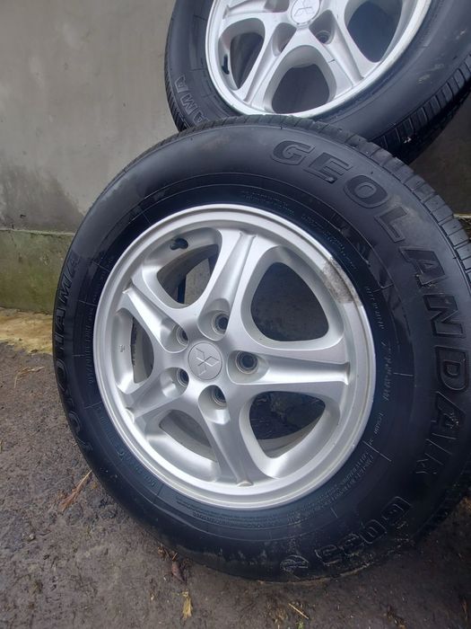 Продам легкосплавні диски на Mitsubishi Outlander