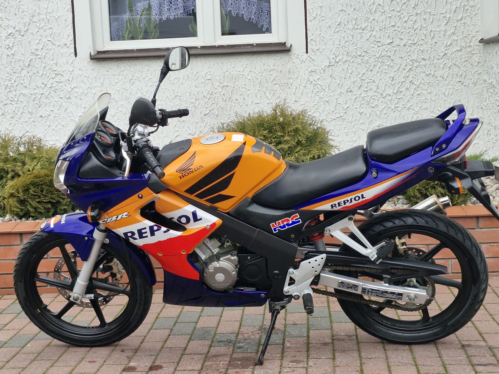 Honda CBR 125 Repsol *Niemcy*NOWE opony * Kat A1 B *