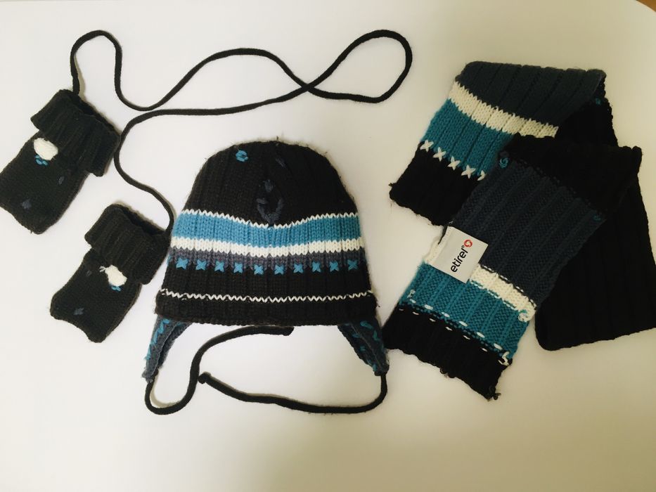 Шапка, рукавички, шарф