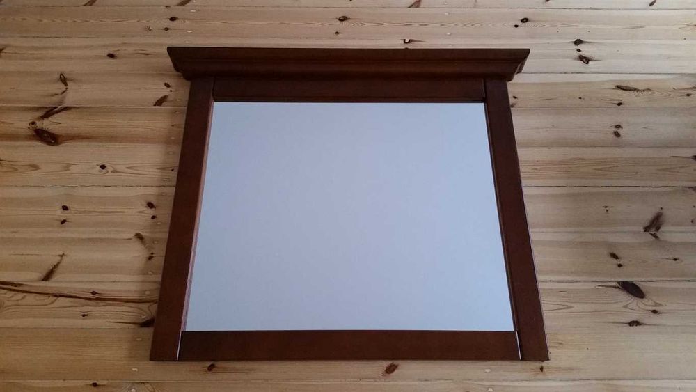 Lustro naścienne w ramie drewnianej 90x96 cm