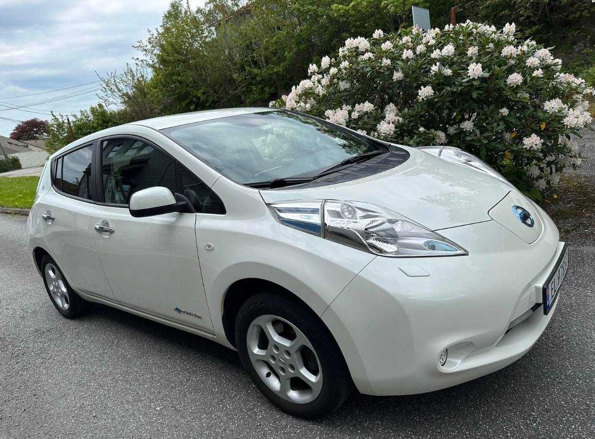 Nissan Leaf 2016 року