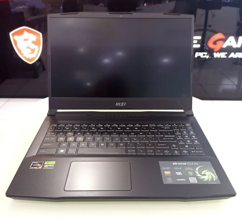 MSI Bravo 15 - Como novo