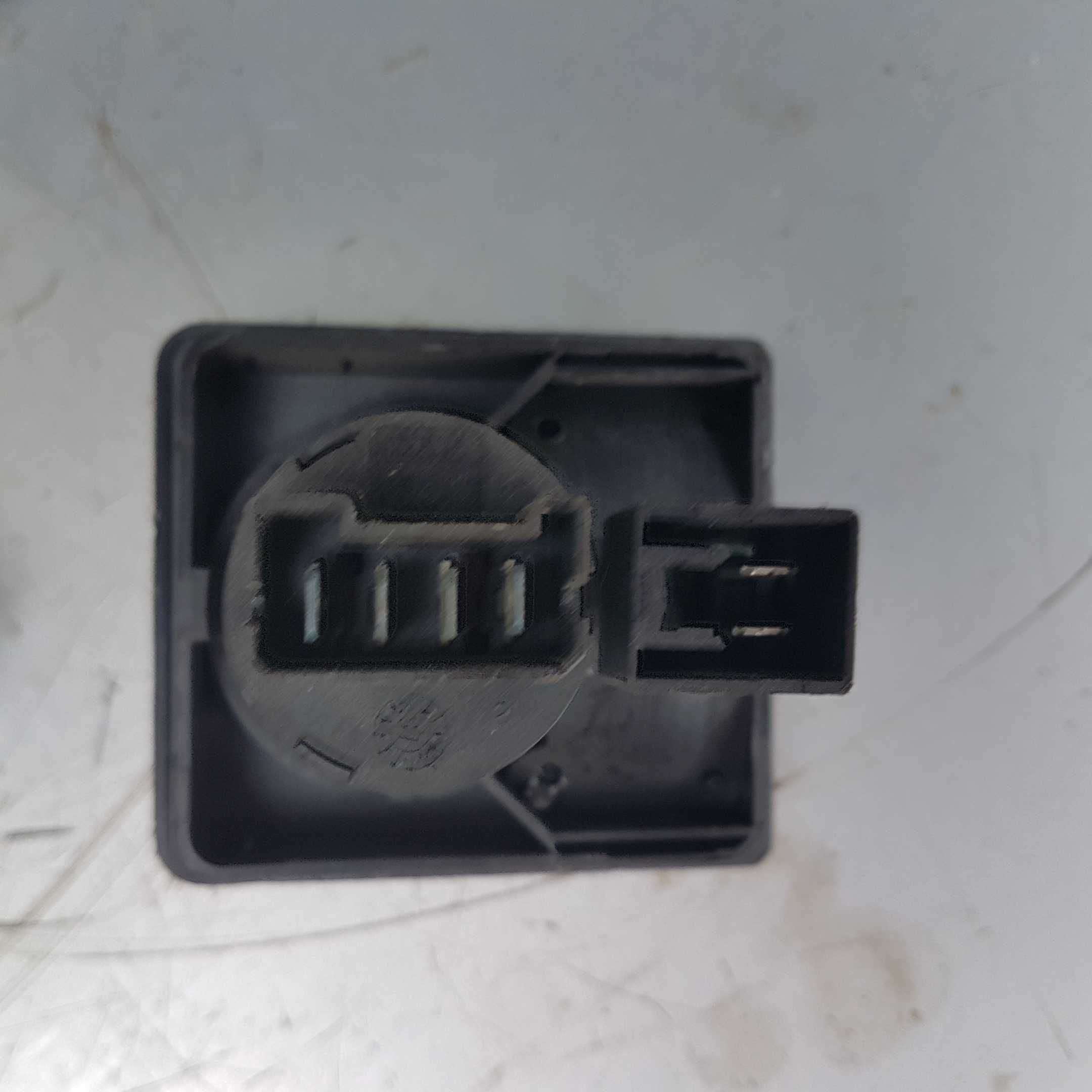 przełącznik włącznik ramka świateł lusterek szyby ducato boxer jumper