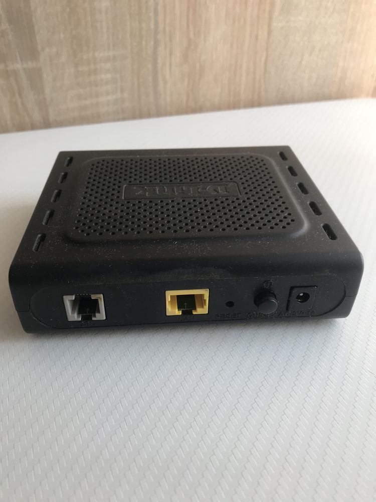 Роутер D-LINK DSL-2500U