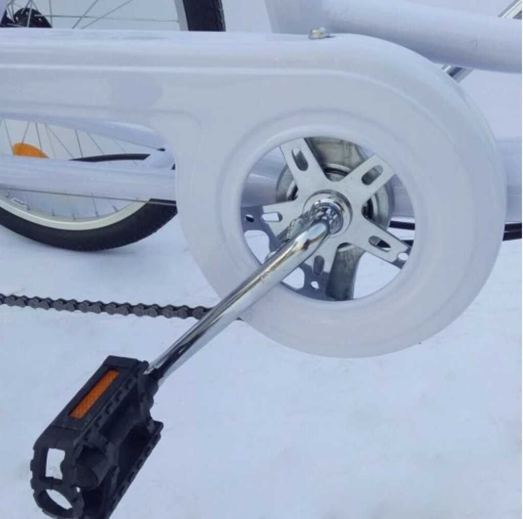 Rower trójkołowy 24" dla dorosłych, 6-biegowy z koszykiem