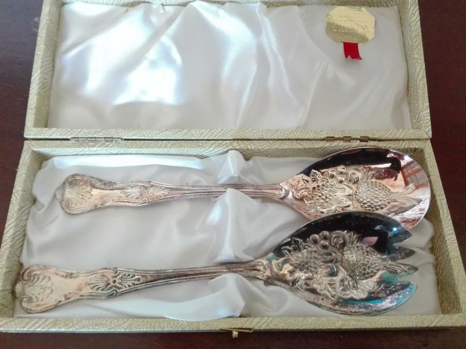 Talheres Salada/fruta - (Vintage) VINERS OF SHEFFIELD anos 30