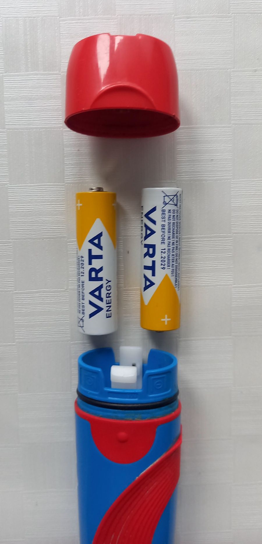 Szczoteczka ORAL-B na baterie dla dzieci