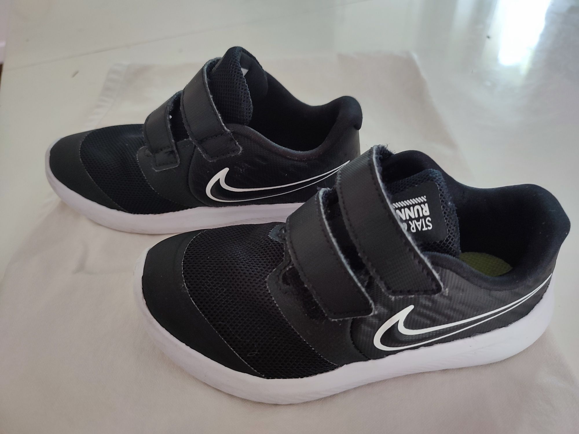 Adidasy Nike r.26