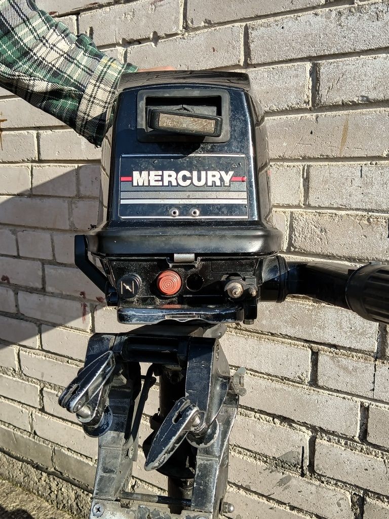 Silnik do łódki Mercury