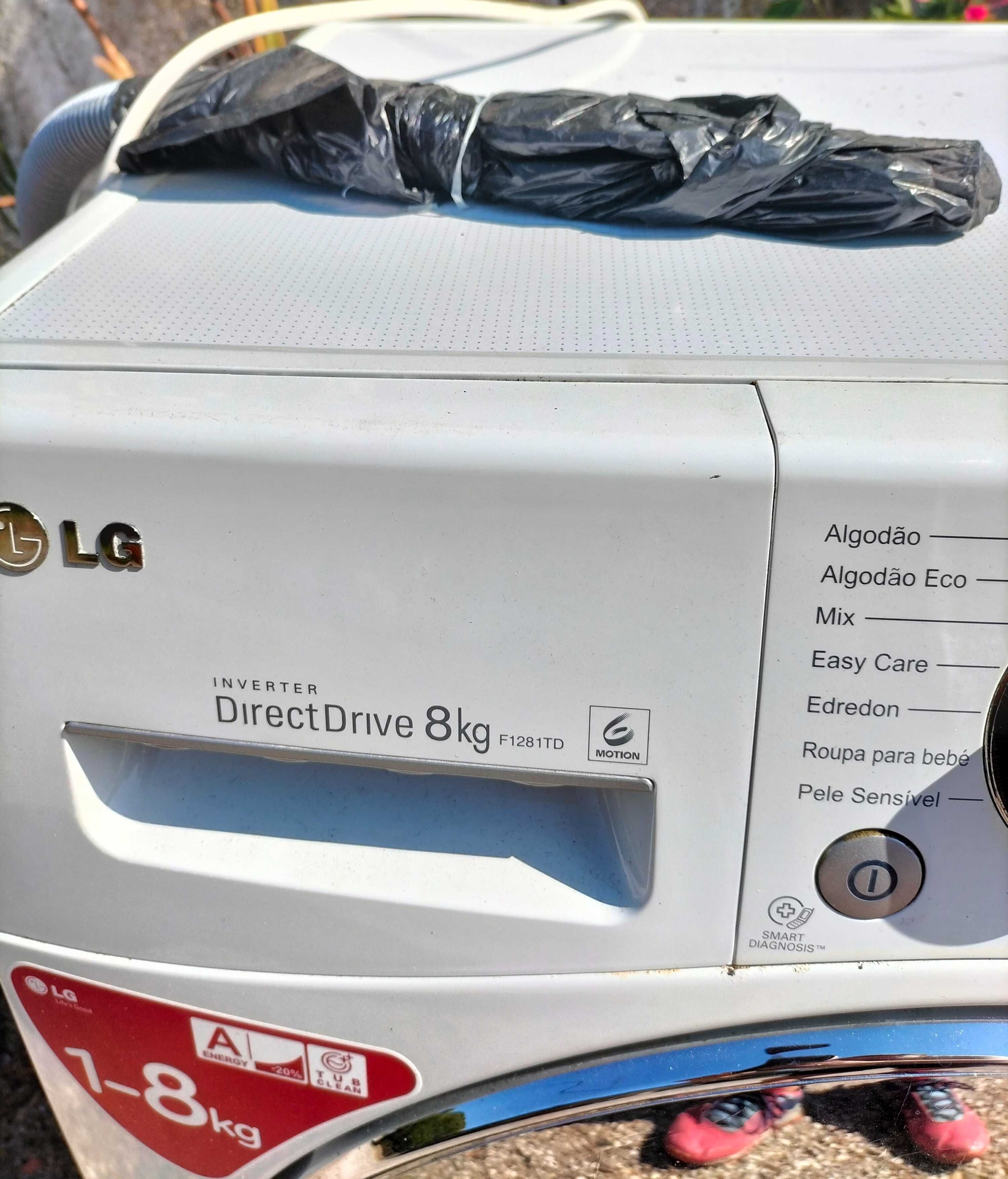 Máquina de lavar roupa LG 8kg
