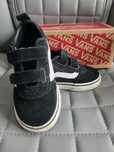 Vans trampki r 24
