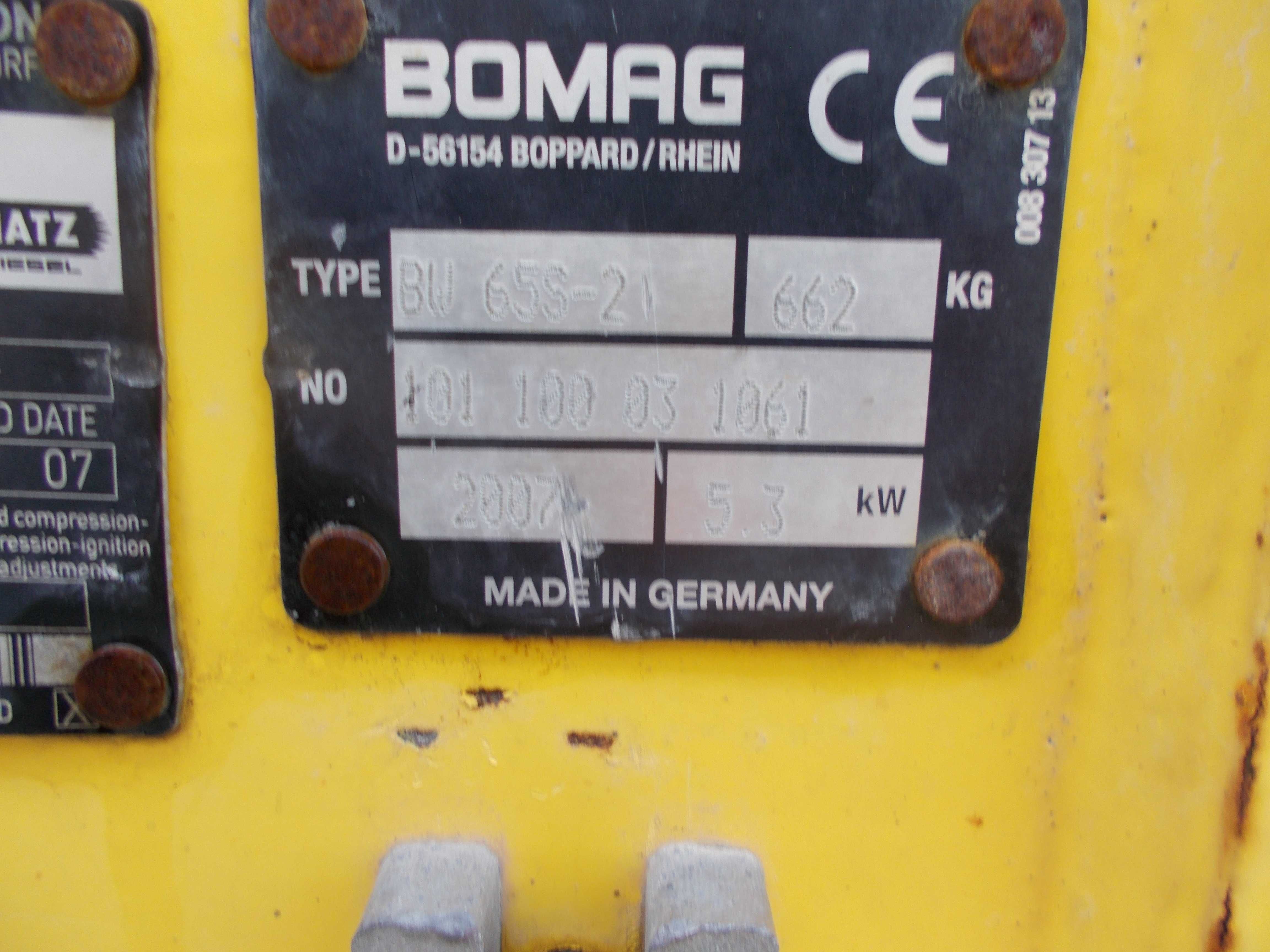 Walec prowadzony BOMAG  BW65S  700 kg