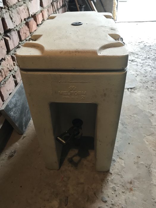 Холодильник для води