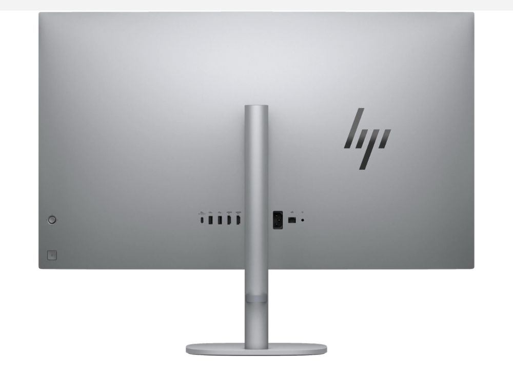 Komputer stacjonarny Al in one Hp omni Studio X Ultra 7 32GB 2Tb 155Hz