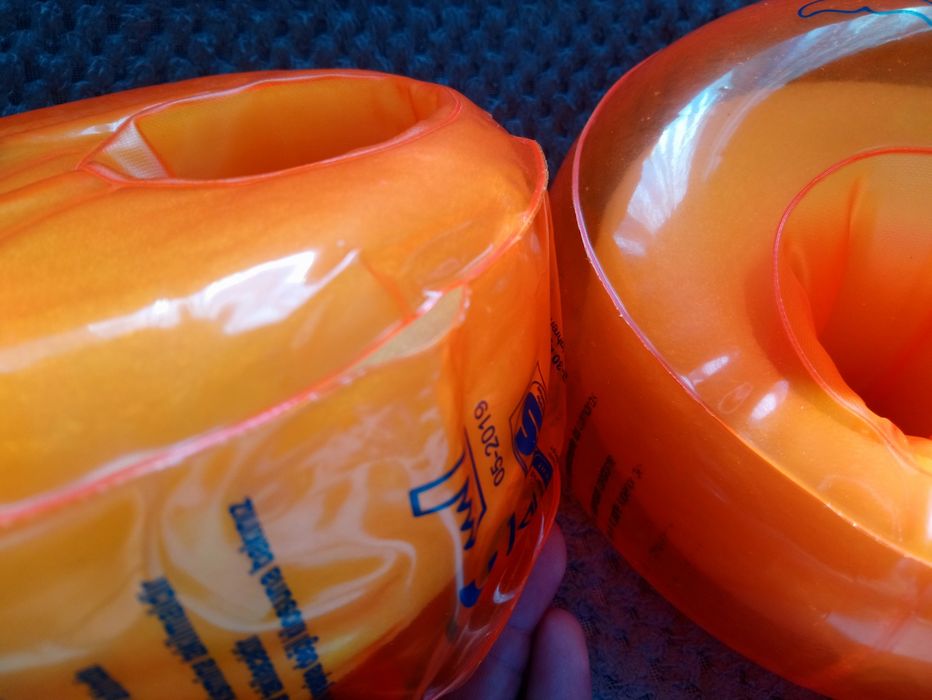 Rękawki do pływania Flipper defekt