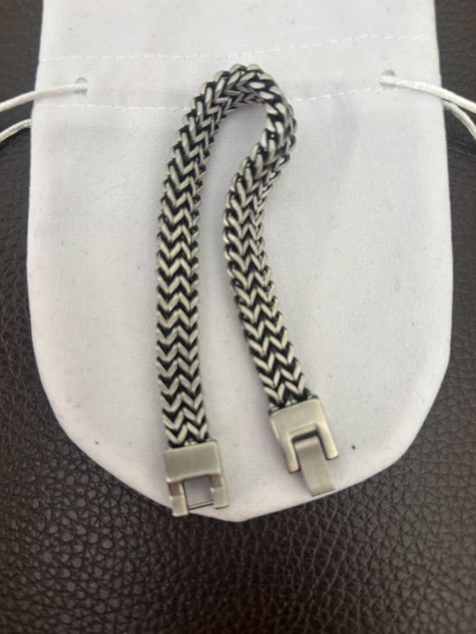 Pulseira homem linda