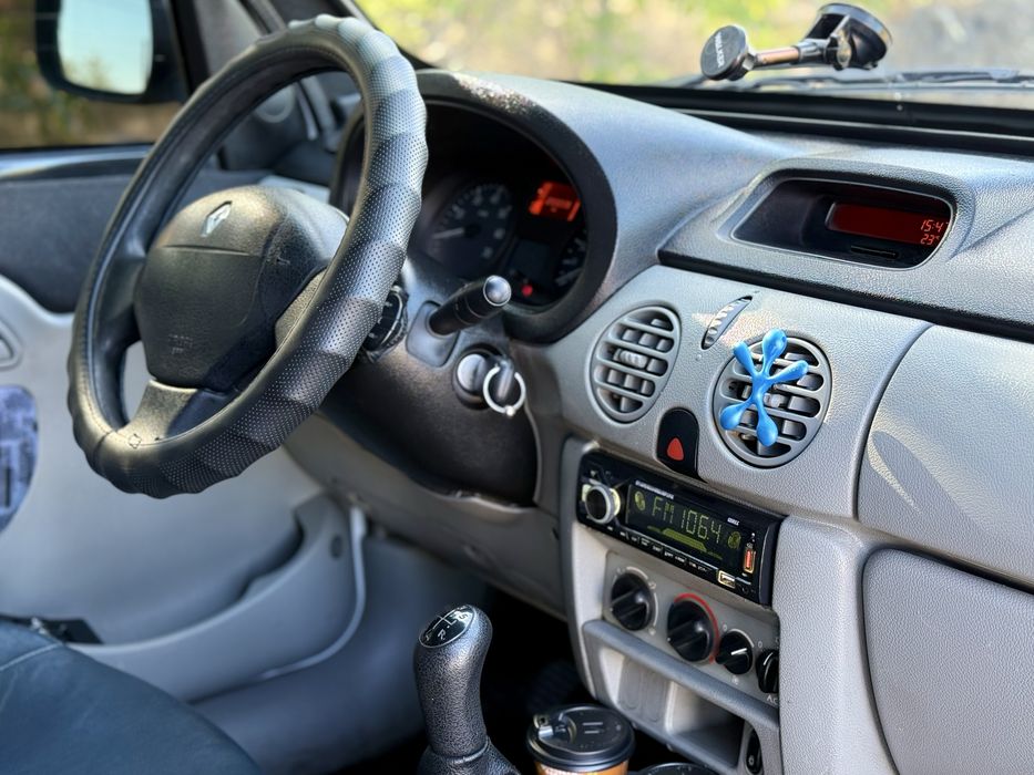 Renault Kangoo 1.5 K9K дизель пассажир