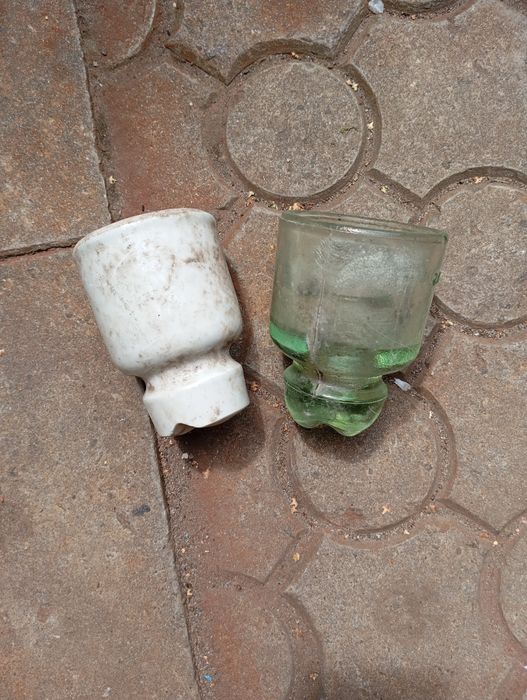 Электрические изоляторы .керамические и стекло