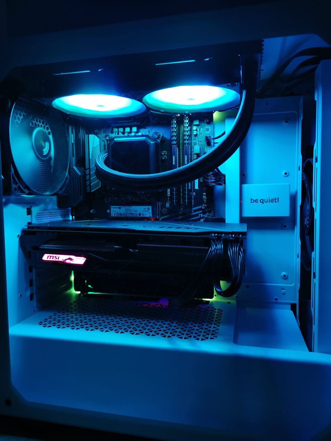 Komputer stacjonarny i7 RX 5700 8 GB 16 GB RAM ssd m2