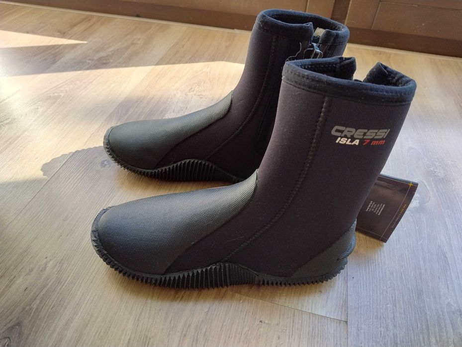 Buty Neoprenowe Cressi Isla 7mm Rozmiar S Czarny – Jak Nowe 149 zł