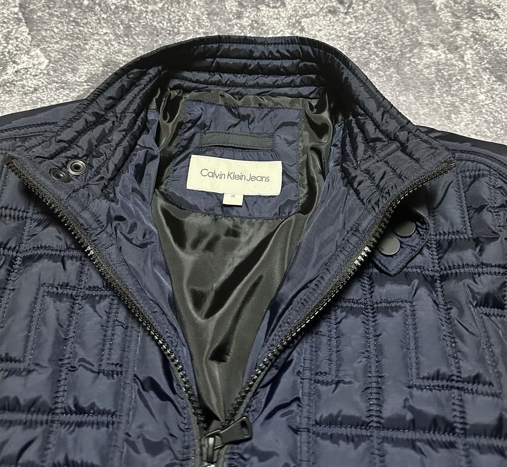 Куртка Calvin Klein оригінал, розмір S