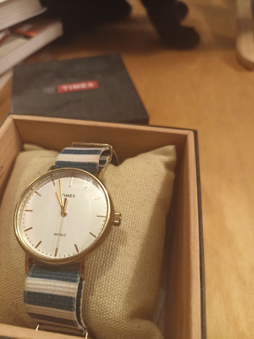 Timex, zegarek z wymiennymi paskami, damski