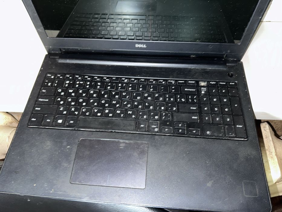 ноутбук DELL на запчастини або під ремонт