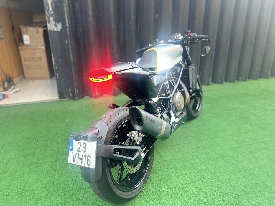 Husqvarna 701 vitpilen 110€/mes /entrega nacional