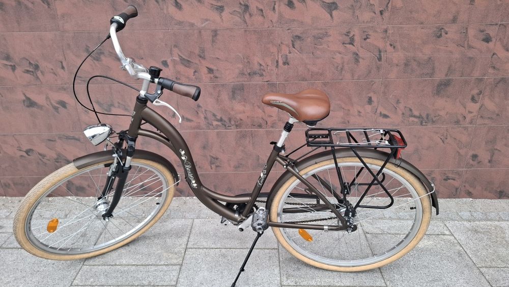 Rower miejski Alu  Damka koła 28 ,  Nexus 7 , Prądnica panasonic