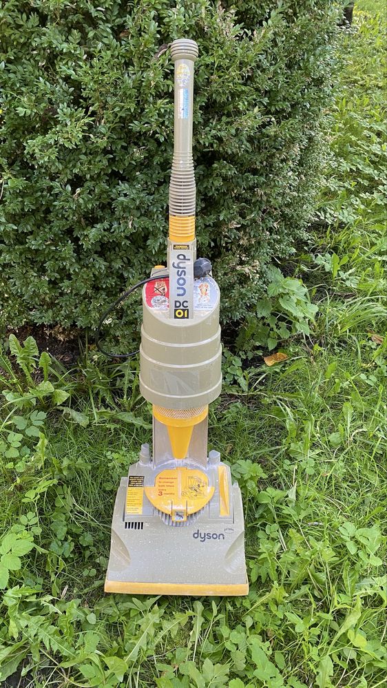 Пилосос Dyson dc-01