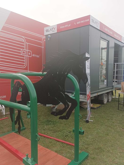 Poskrom klatka do podkuwania koni