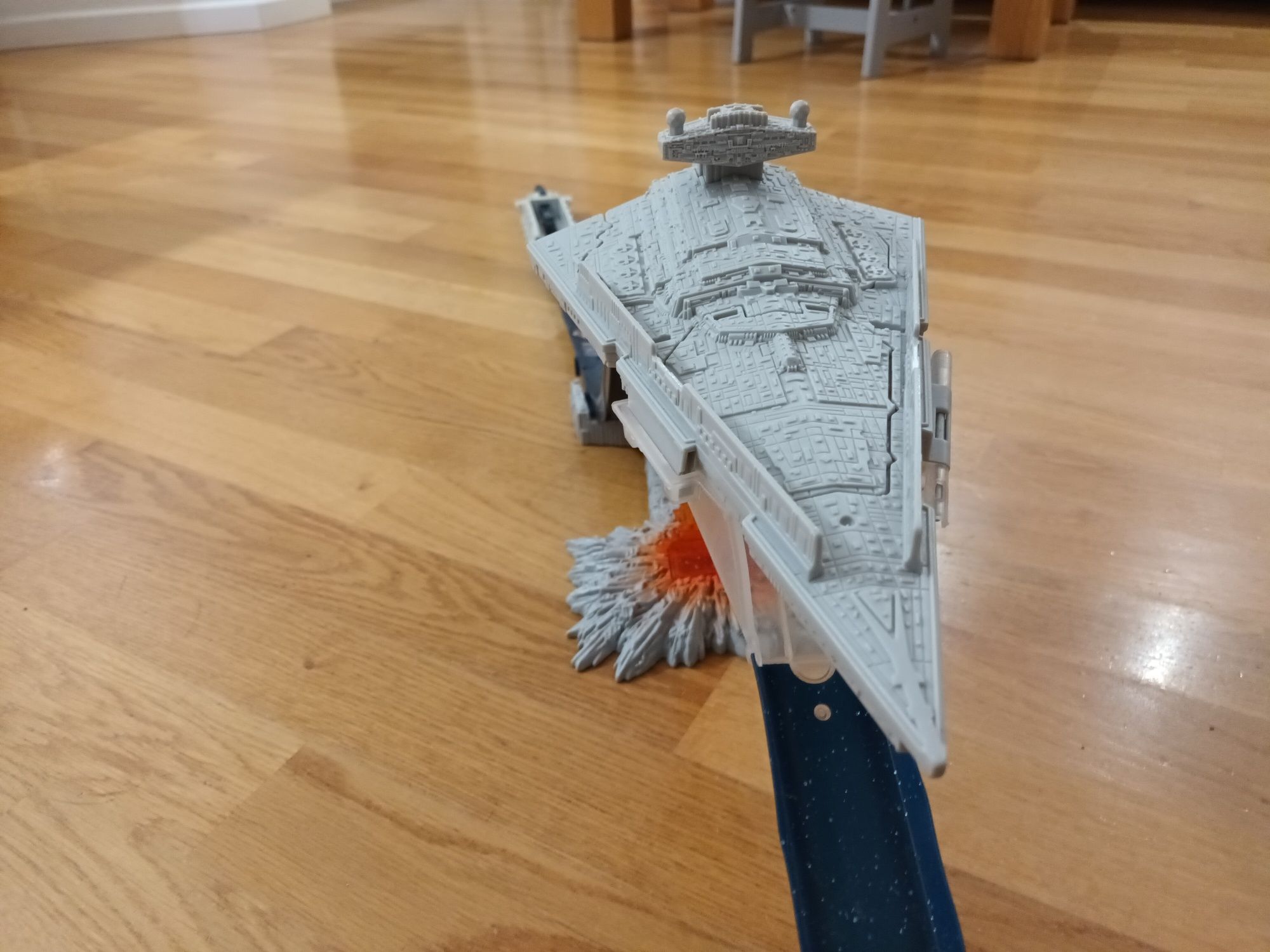 Tor Hot wheels star wars tor millennium falcon dpv 38