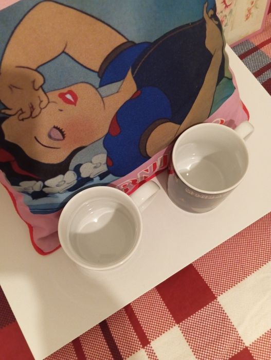 Pack 2 canecas e almofada Snow White Disney