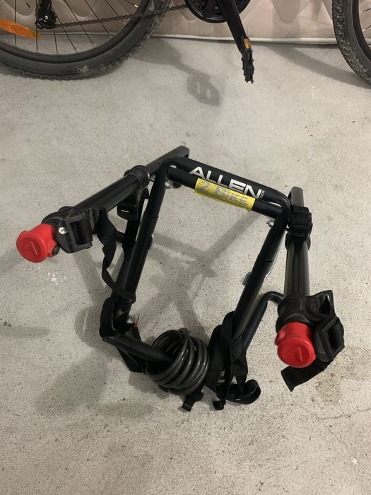 Suporte 2 bicicletas para roda traseira