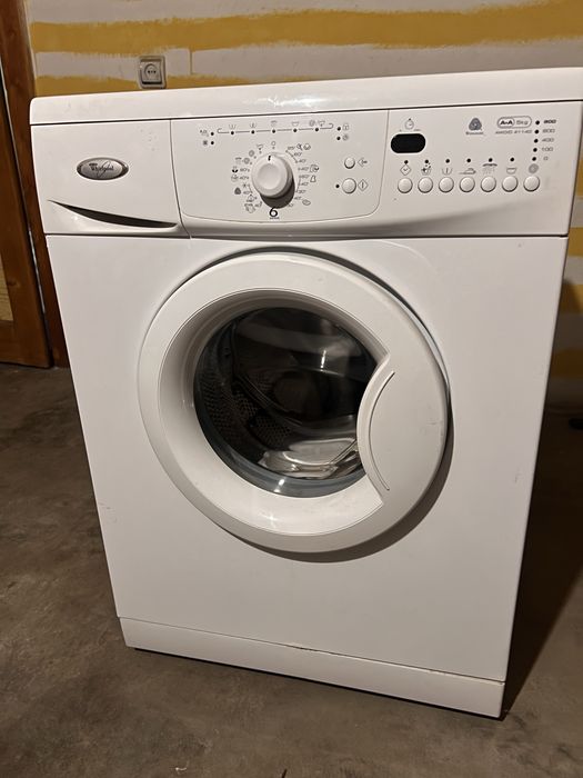 Пральна машина Whirlpool