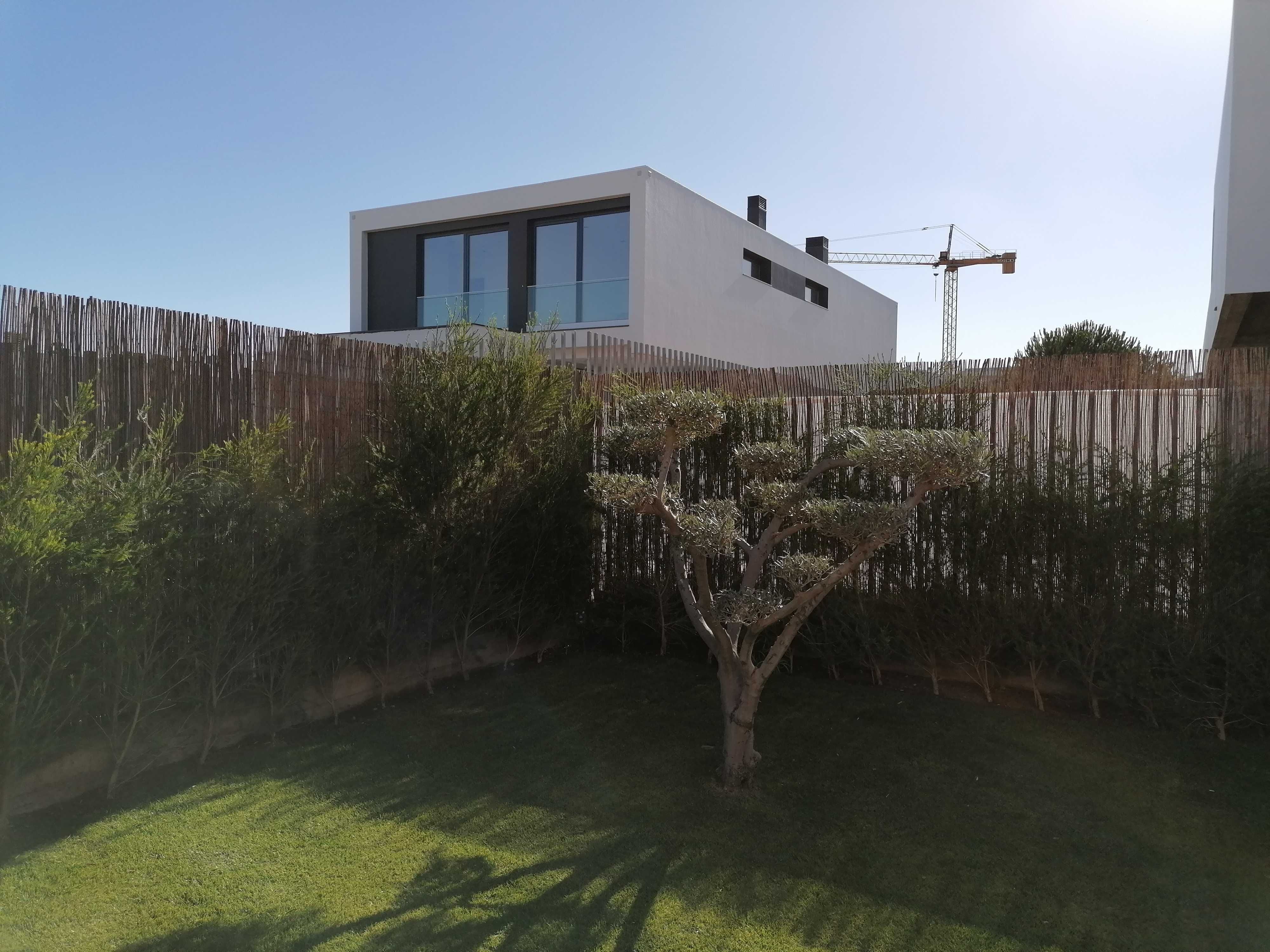Serviços de jardinagem - Manutenção de jardins e Hortas