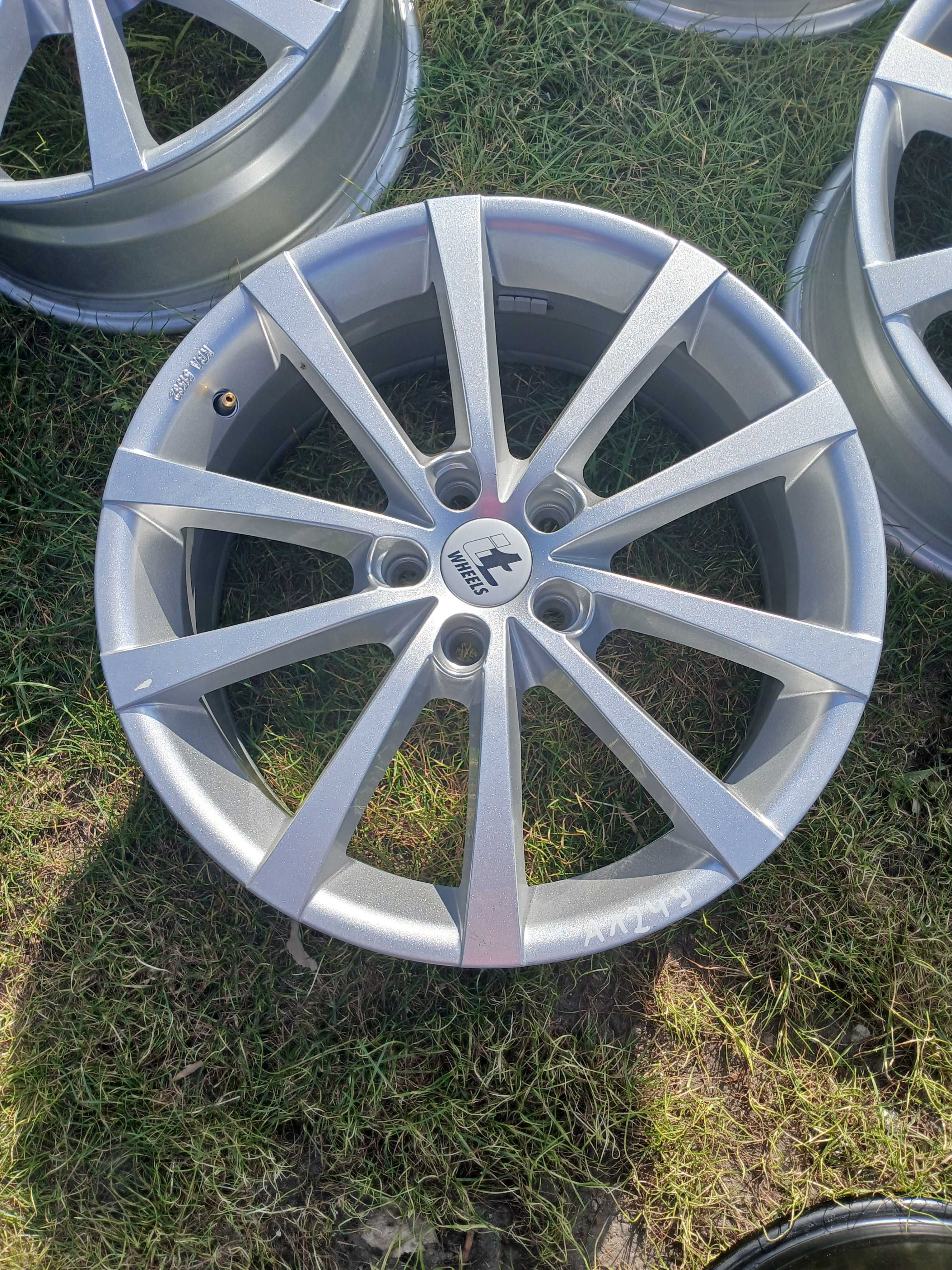 A1249. ITWHEELS 7,5 x 18 ET 45 rozstaw 5x108