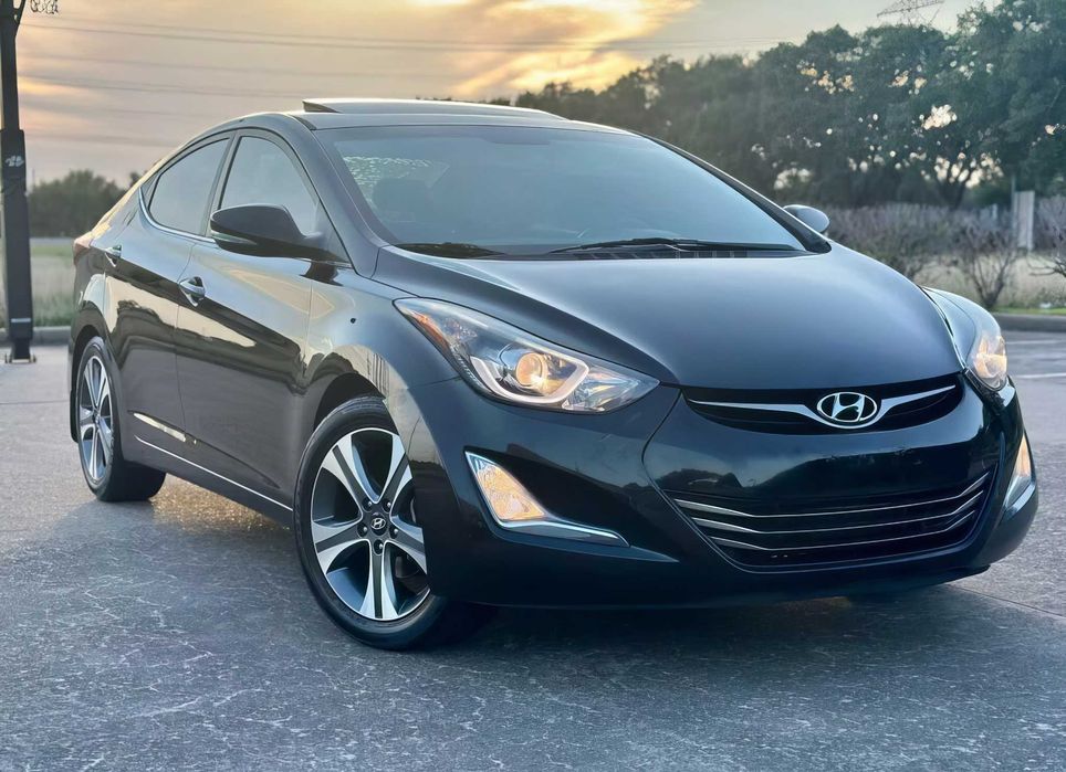 Hyundai Elantra      2015