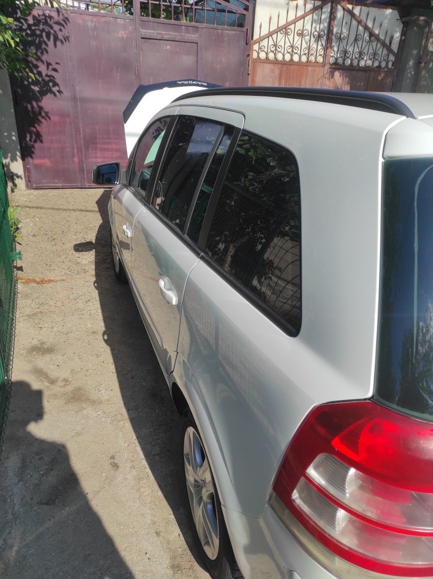 Опель зафіра б opel zafira b