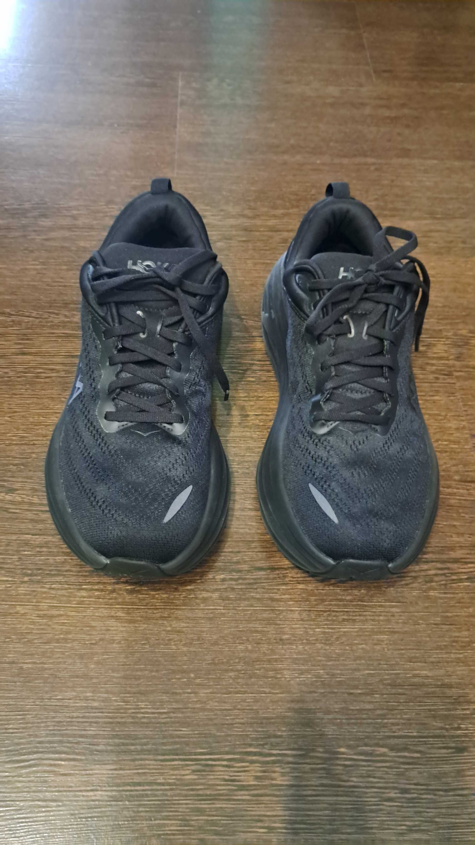 Кросівки Hoka Bondi 8 Wide.  Р42.  26.5см