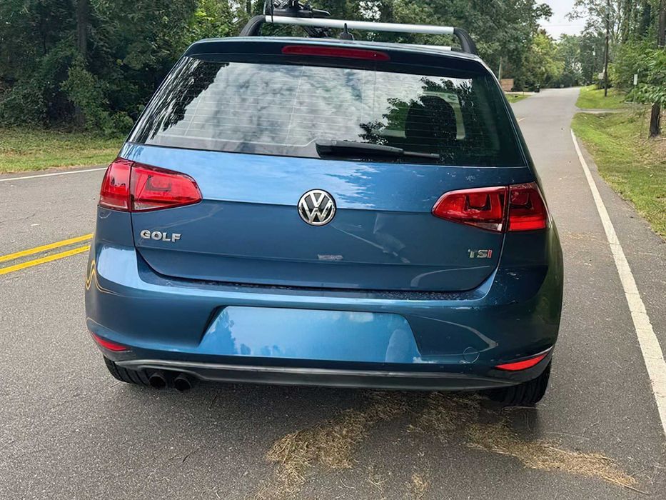 Volkswagen Golf      2015