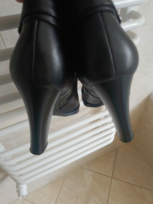 Kozaki buty czarne skórzane 38 wysokie na słupku zimowe ocieplane