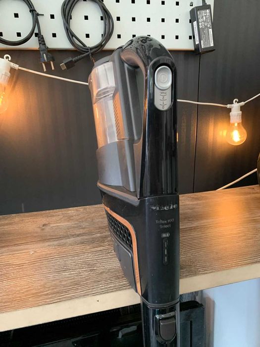 Miele Triflex HX1 – акумуляторний пилосос 3-в-1 | Німеччина