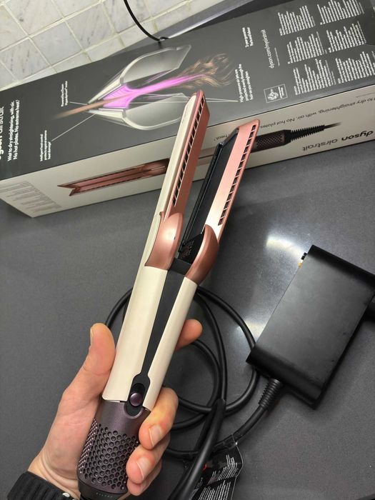 Dyson Airstrait HT01, фен‑выпрямитель 2‑в‑1, идеальный