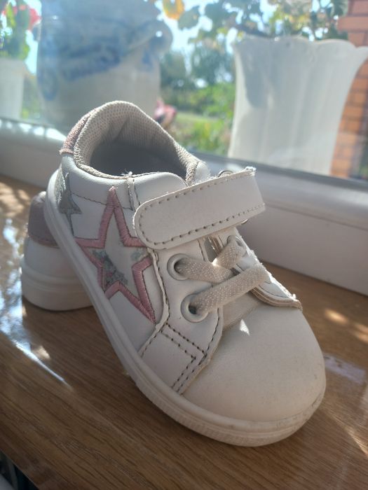 Кросівки sinsey  20 розмір, 12,5 см устілка я