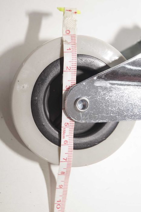 1561 Zestaw 4 zapasowych kółek do balkonika chodzika dla seniora