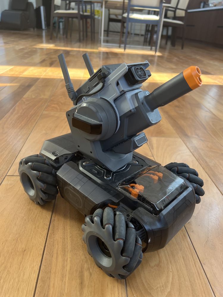 Робот-танк DJI RoboMaster S1 (Open Box)