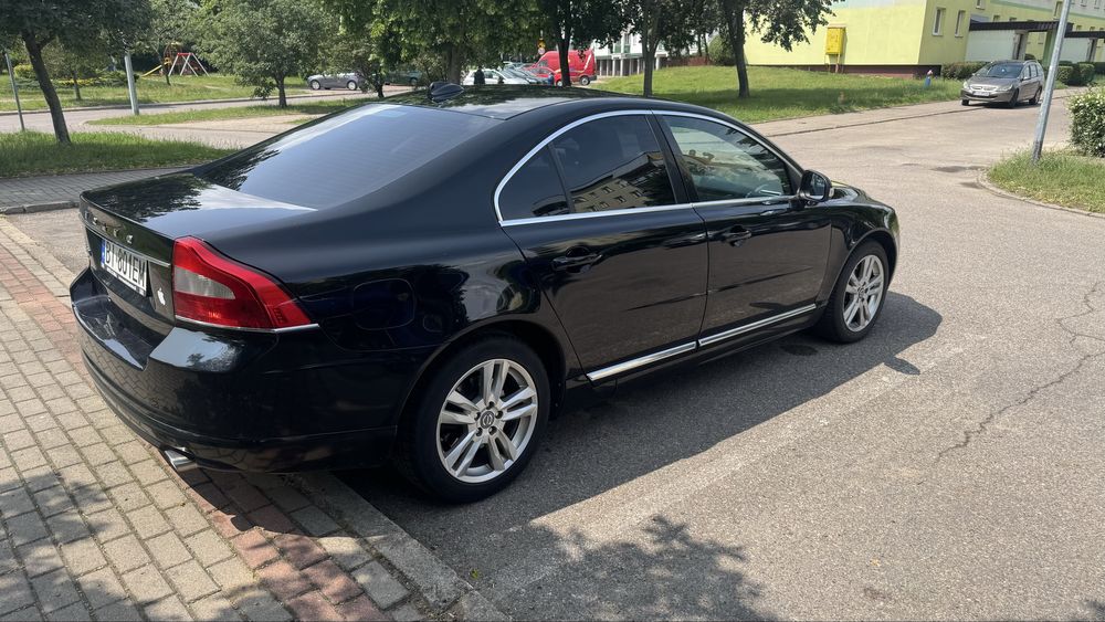 Volvo S80 rok 2011 silnik 3.2 B+G