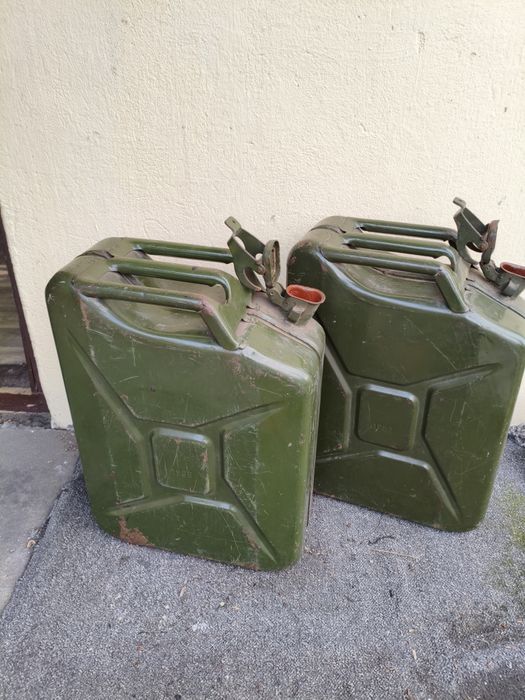 Kanister metalowy 20 l 2 sztuki